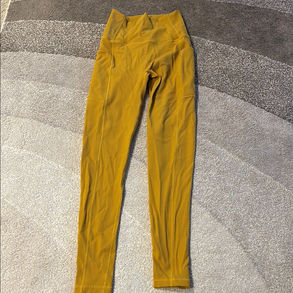High waisted leggings